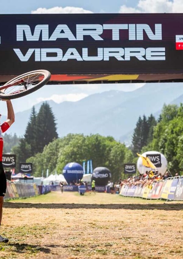 Martín Vidaurre gana su primera Copa del Mundo XCO en Val di Sole