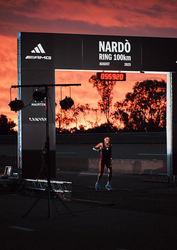 Sibusiso Kubheka rompe la barrera: 100 km en 5:59:20